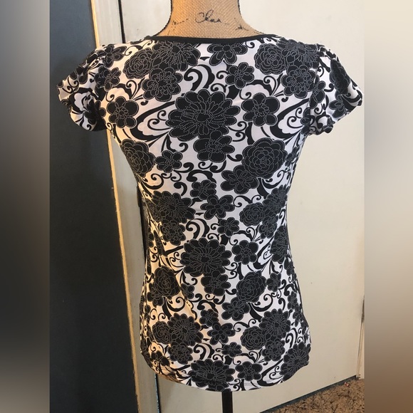 Blink Blouse!!! - Picture 2 of 3